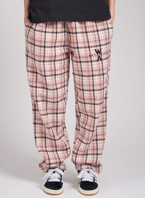 Plaid pants pink