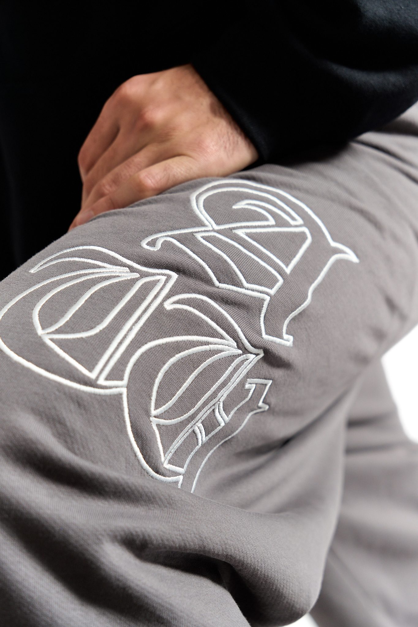 Gothic sweatpants Charcoal - obrazek 3