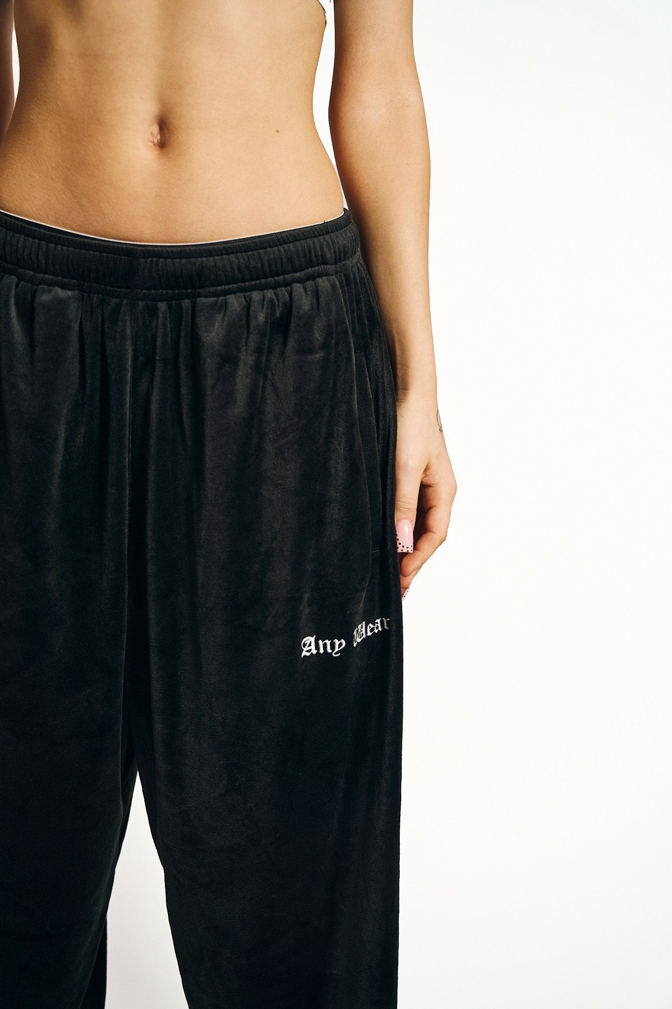 Gothic BASIC Velvet Black - obrazek 9